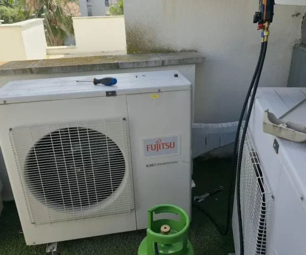 Deteccion de fuga en aire acondicionado fujitsu inverter que no enfriaba bien